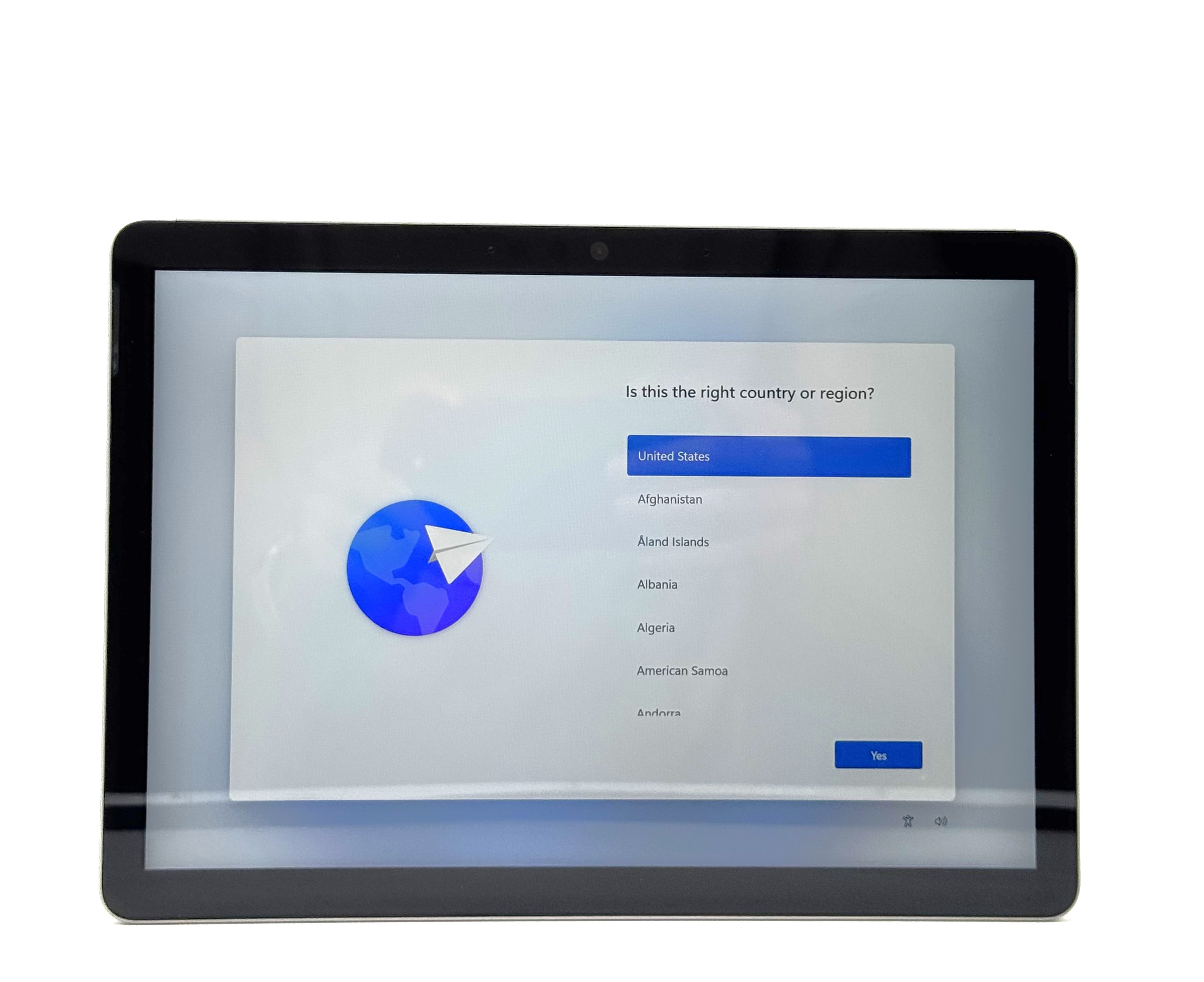 Microsoft Surface Go 3 – Intel Pentium Gold – 8GB RAM – 128GB SSD