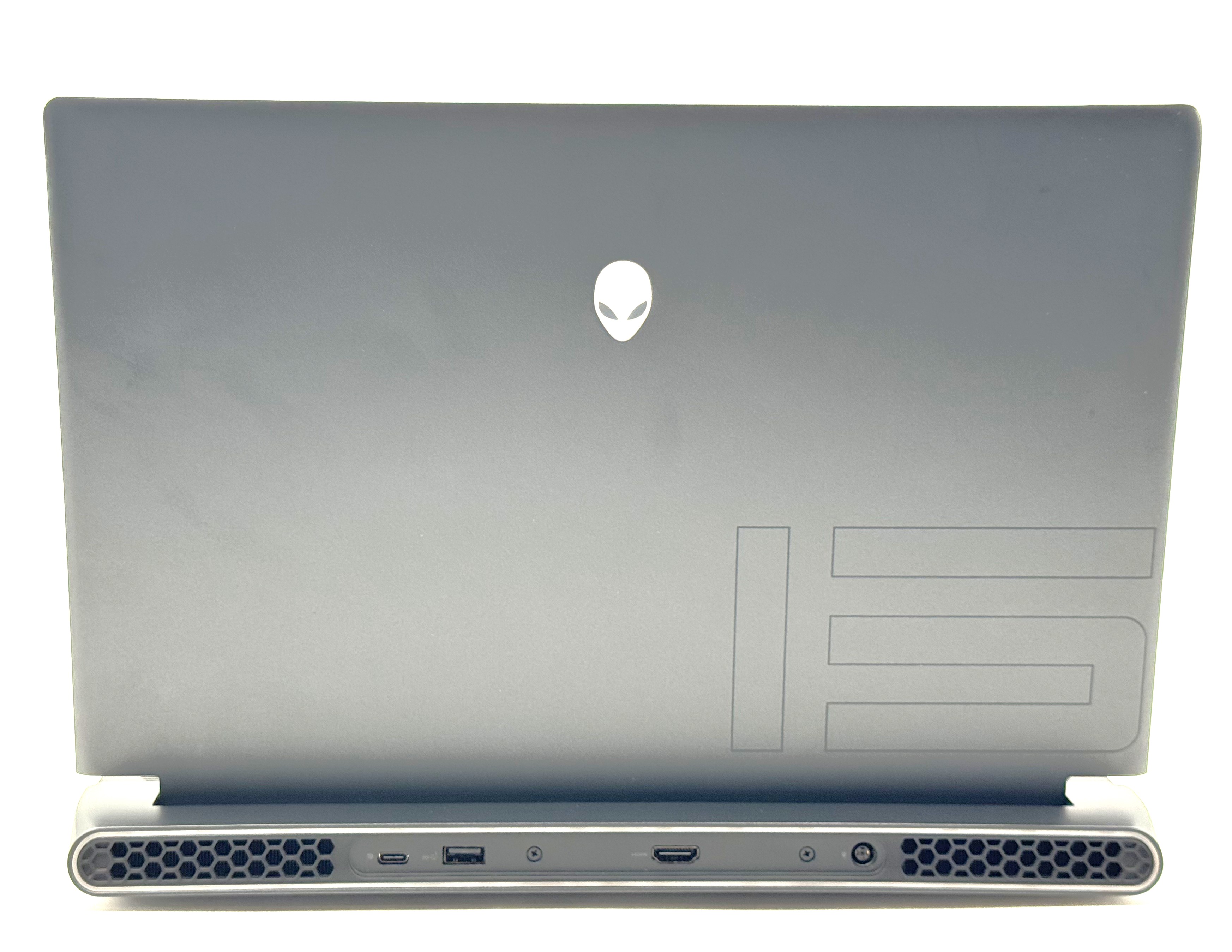 Alienware m15 R7 - FHD - Ryzen 7 6800H - 16GB RAM - RTX 3060 